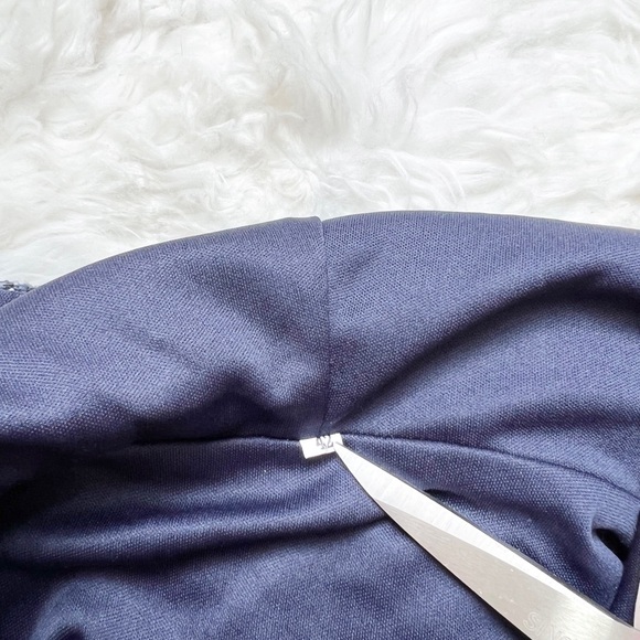 IRIE WASH Navy Full Zip Vest with Hood Size 42 - Picture 7 of 8